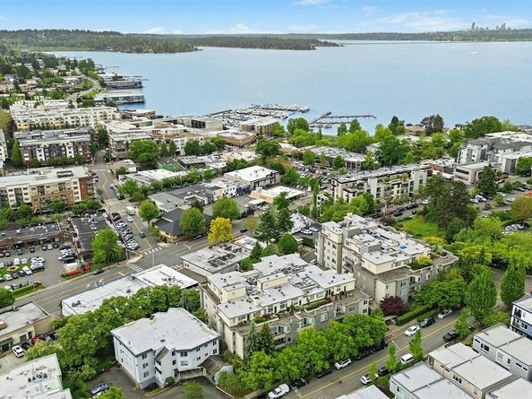 225 4th Avenue A307, Kirkland WA 98033