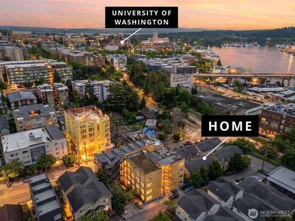 672 NE 40th St, Seattle WA 98105