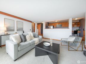 2500 W Manor Place 216, Seattle WA 98199