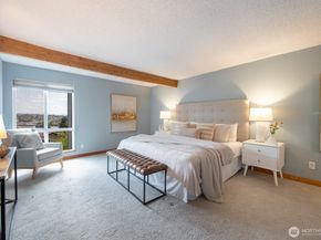 2500 W Manor Place 216, Seattle WA 98199