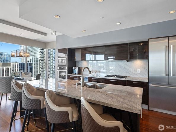 1920 4th Avenue 2308, Seattle WA 98101
