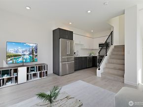 109 22nd Avenue E C, Seattle WA 98112