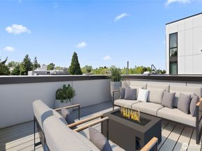 109 22nd Avenue E C, Seattle WA 98112