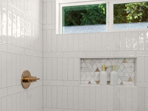 10604 NE 137th Place, Kirkland WA 98034