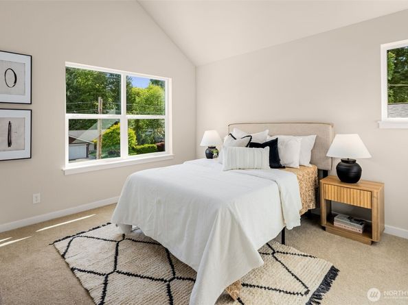 10604 NE 137th Place, Kirkland WA 98034