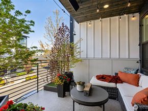 9631 NE 183rd Street C, Bothell WA 98011