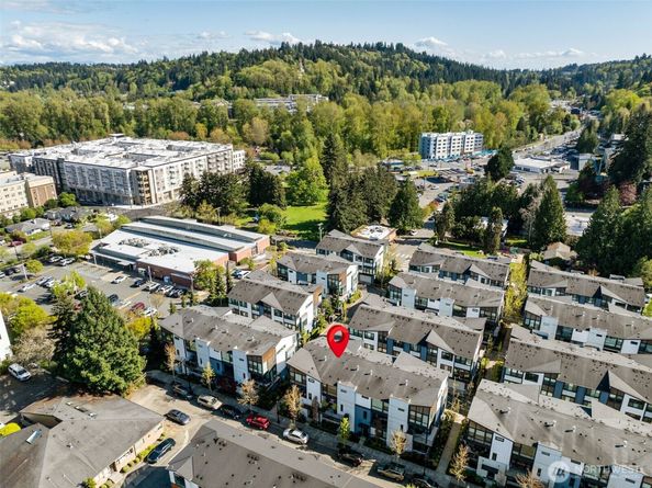 9631 NE 183rd Street C, Bothell WA 98011