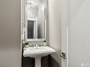 9631 NE 183rd Street C, Bothell WA 98011