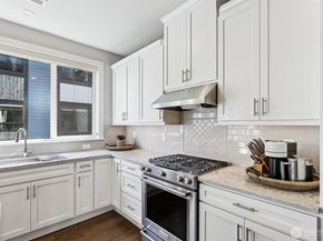 9631 NE 183rd Street C, Bothell WA 98011