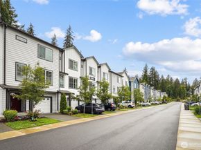 2002 101st Avenue SE 2, Lake Stevens WA 98258
