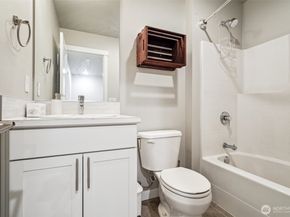 2002 101st Avenue SE 2, Lake Stevens WA 98258