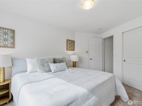 3045 20th Avenue W 403, Seattle WA 98199