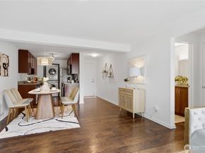 3045 20th Avenue W 403, Seattle WA 98199