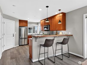 321 E Thomas Street 303, Seattle WA 98102