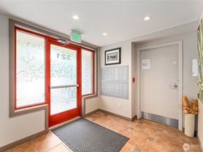 321 E Thomas Street 303, Seattle WA 98102