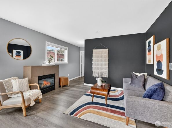 321 E Thomas Street 303, Seattle WA 98102