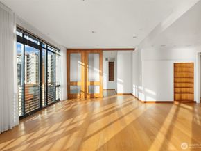 2716 Elliott Avenue 1204, Seattle WA 98121
