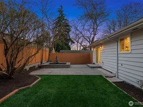 6028 31st Avenue NE, Seattle WA 98115