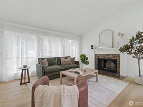 17904 156th Place SE, Renton WA 98058