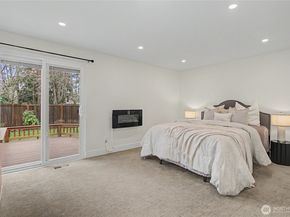 17904 156th Place SE, Renton WA 98058