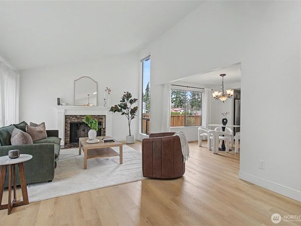 17904 156th Place SE, Renton WA 98058