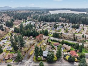 17904 156th Place SE, Renton WA 98058