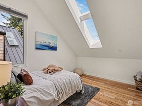 11725 Meridian Avenue N 4, Seattle WA 98133
