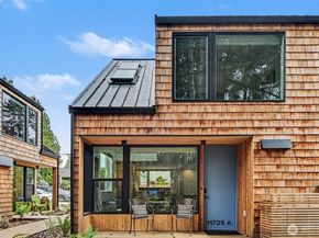11725 Meridian Avenue N 4, Seattle WA 98133