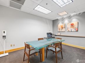 1188 106th Avenue NE 222, Bellevue WA 98004