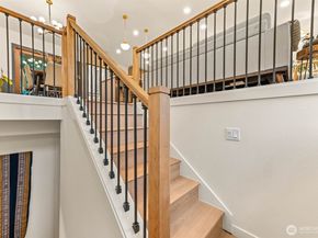 15817 SE Newport (private drive) Way, Bellevue WA 98006