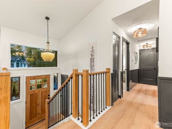 15817 SE Newport (private drive) Way, Bellevue WA 98006