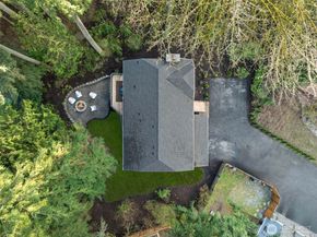 15817 SE Newport (private drive) Way, Bellevue WA 98006