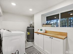 6346 26th Avenue SW, Seattle WA 98106