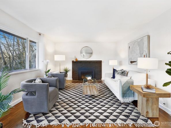 6346 26th Avenue SW, Seattle WA 98106