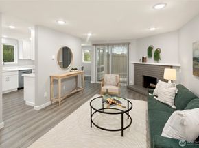 3055 80th Avenue SE 107, Mercer Island WA 98040