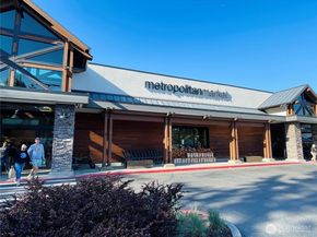 3055 80th Avenue SE 107, Mercer Island WA 98040