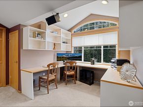 12118 198th Avenue NE, Woodinville WA 98077