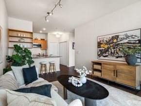 2414 1st Avenue 413, Seattle WA 98121