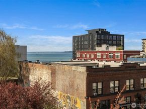 2414 1st Avenue 413, Seattle WA 98121