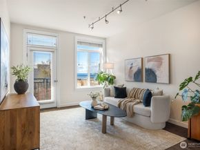 2414 1st Avenue 413, Seattle WA 98121
