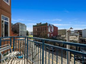2414 1st Avenue 413, Seattle WA 98121