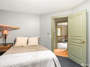 7400 Island Center Road NE, Bainbridge Island WA 98110