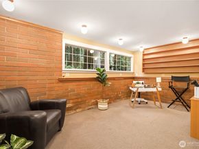 7400 Island Center Road NE, Bainbridge Island WA 98110
