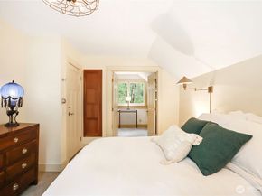 7400 Island Center Road NE, Bainbridge Island WA 98110
