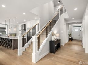 1555 158th Court SE, Bellevue WA 98008