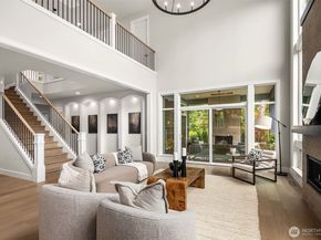 1555 158th Court SE, Bellevue WA 98008