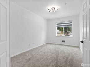107 164th Street S 3402, Bothell WA 98012