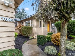 17630 Larch Way, Lynnwood WA 98037