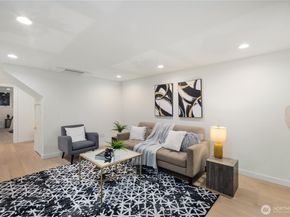 2518 36th Avenue W, Seattle WA 98199