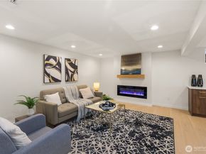 2518 36th Avenue W, Seattle WA 98199